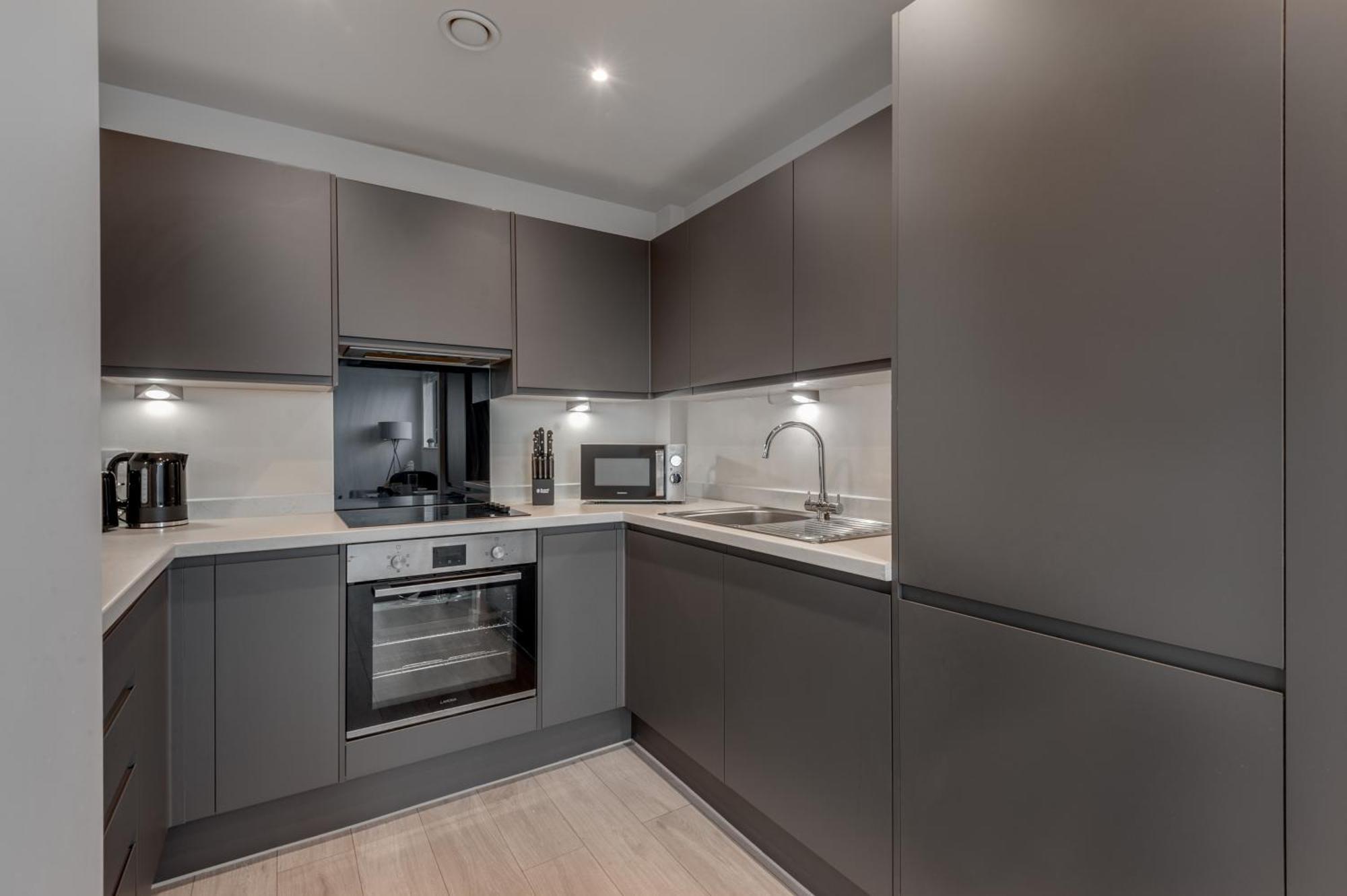 Huge Long Stay Savings! City View Balcony Penthouse Ливерпуль Экстерьер фото